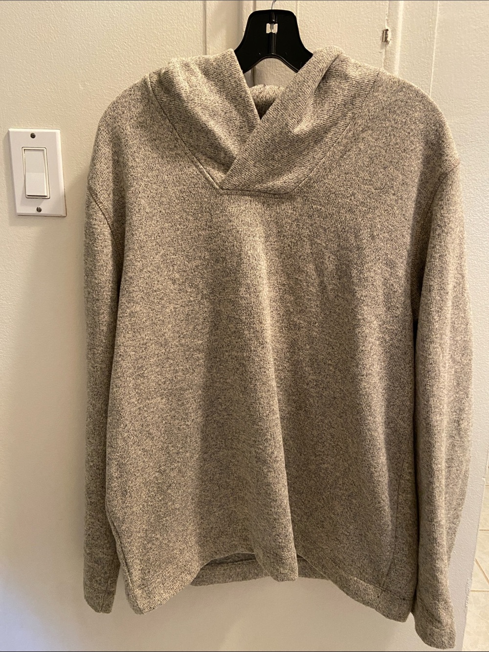 Van Heusen Men's Crewneck Sweater in Heather Beige